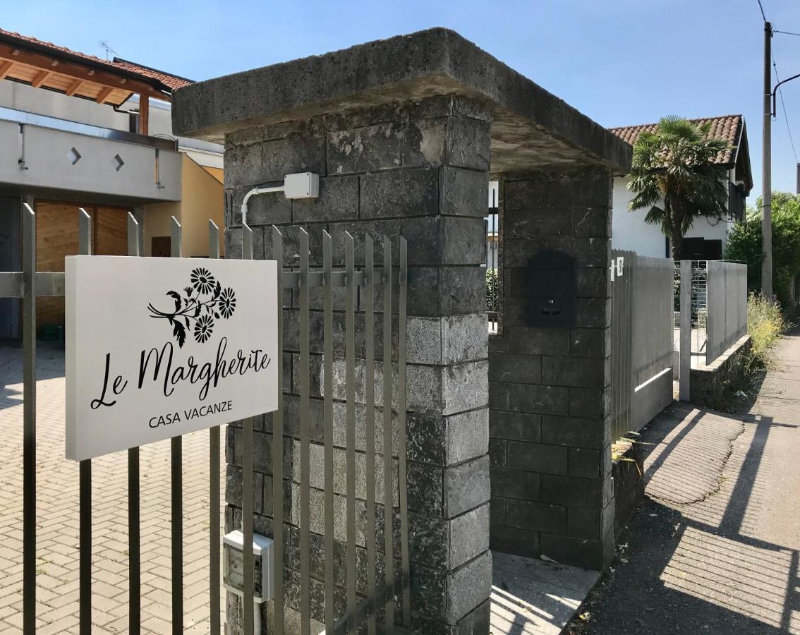 Le Margherite Cardano Al Campo
